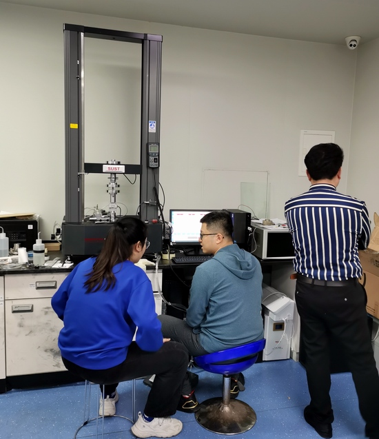 三思泰捷萬能試驗(yàn)機(jī)